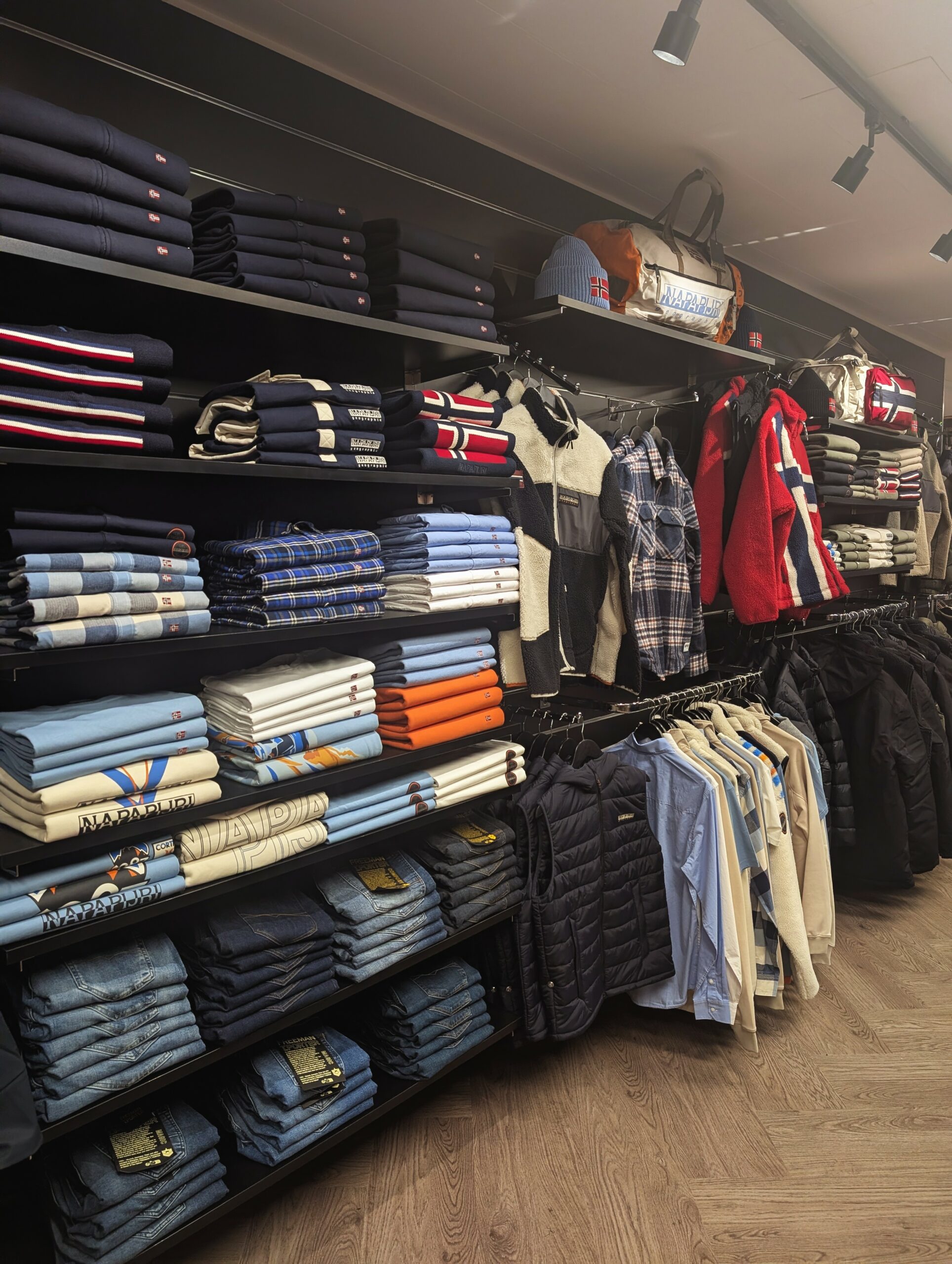 PXL_20251104_162811283~2