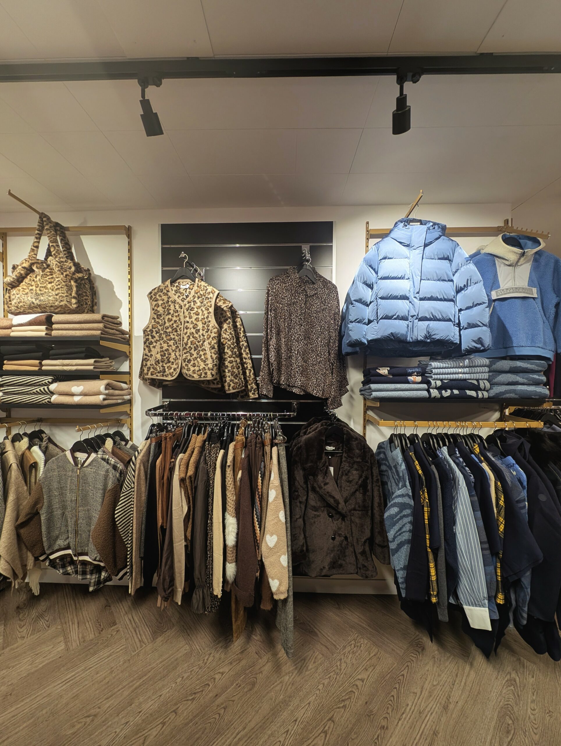 PXL_20251104_162829697~2